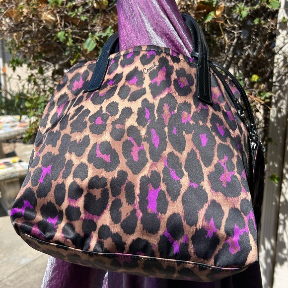 Coach Signature Ocelot Leopard Print Tote & Wristlet 💜🐆 - Picture 7 of 13